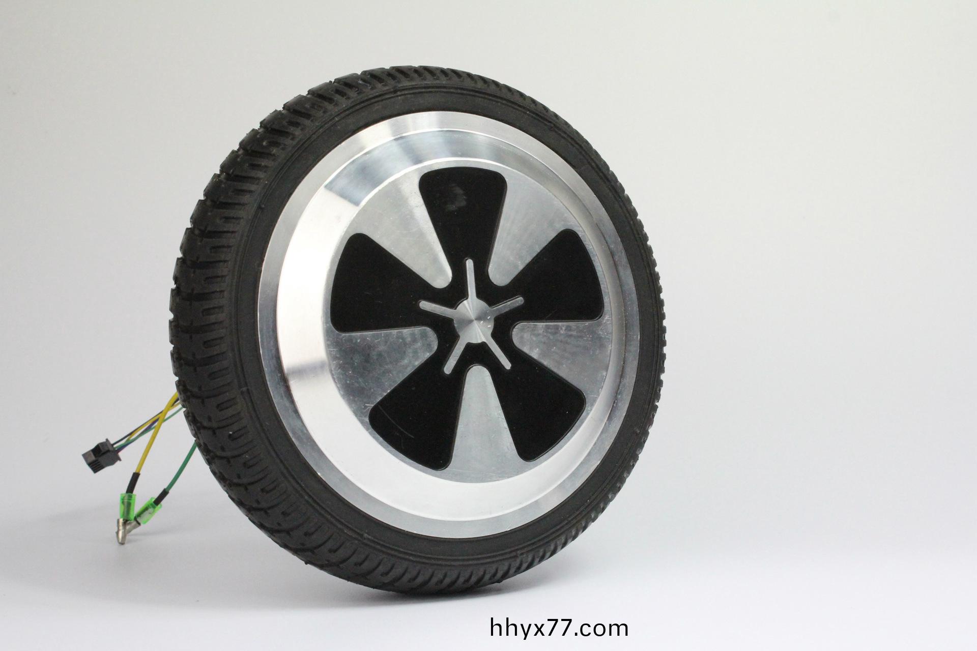 平衡车成新宠 平衡车成新宠